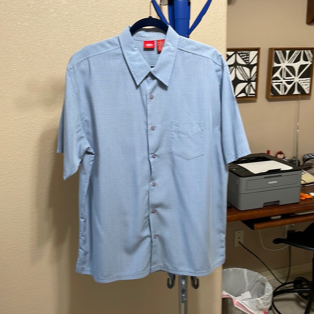 Massimo men‘s dress shirt.